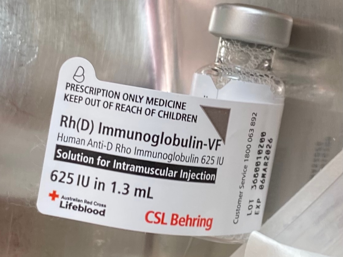 Rhesus Rho D immunoglobulin ampoule