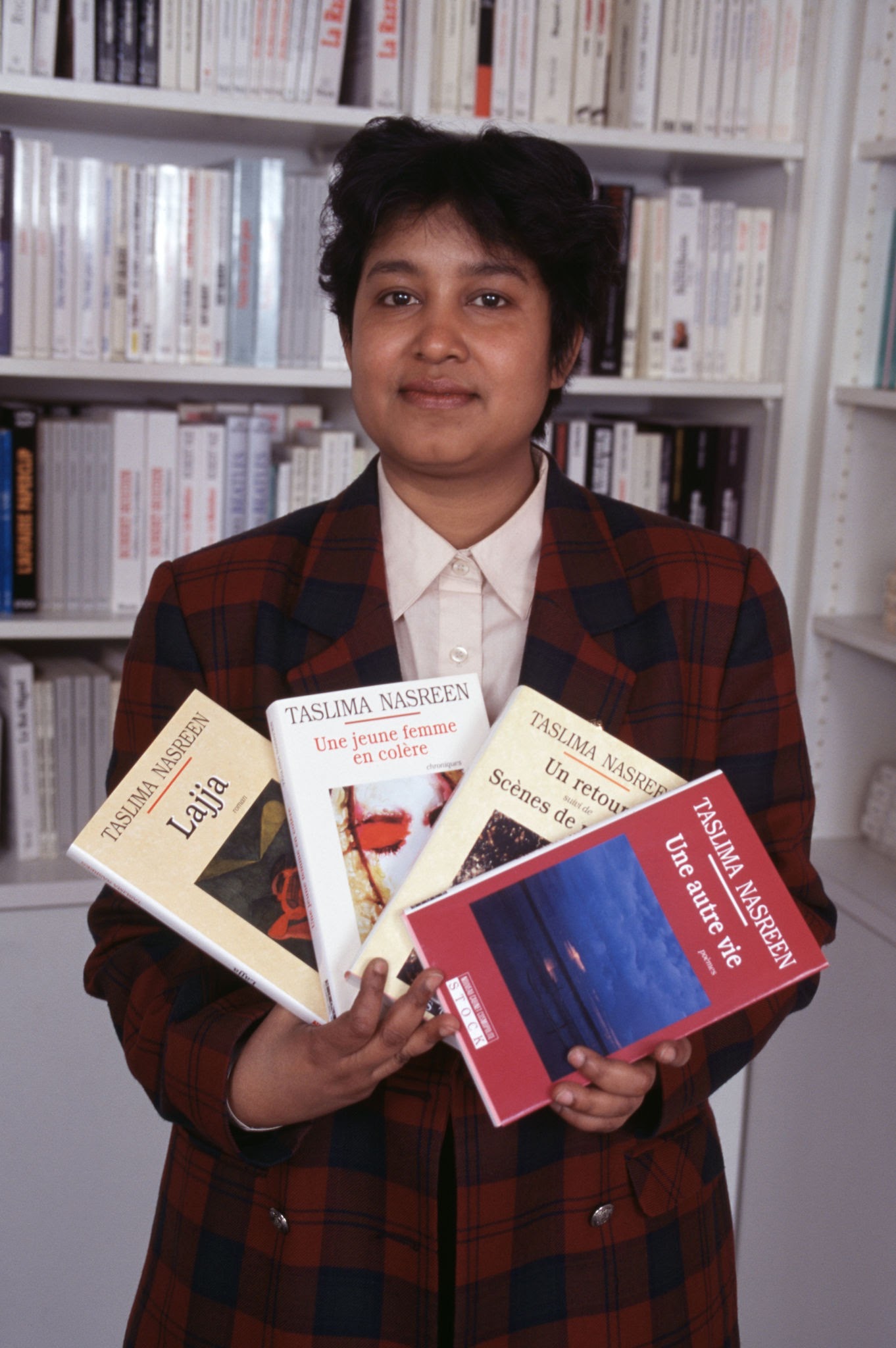 Taslima Nasreen, ?crivain, le 14 mars 1996 ? Paris, France. (Photo by Fr?d?ric REGLAIN/Gamma-Rapho via Getty Images)